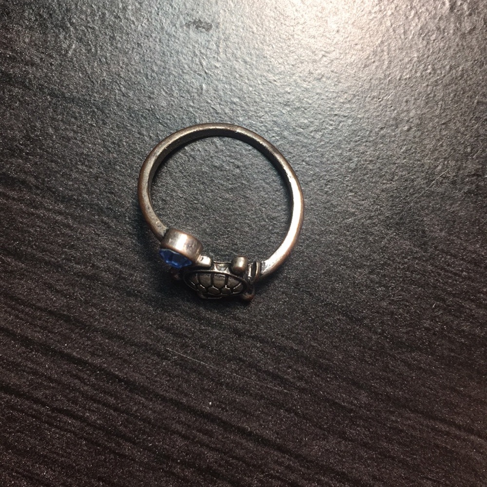 ring - Picture 3 of 3